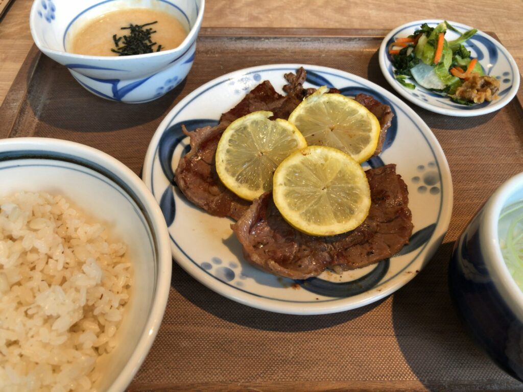 ねぎしの檸檬牛ロースセット