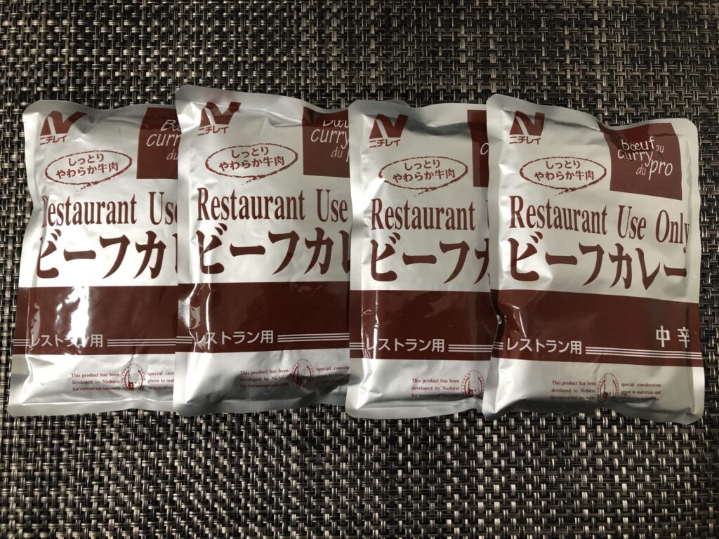 ニチレイ・レストランカレー4食セットのパッケージ