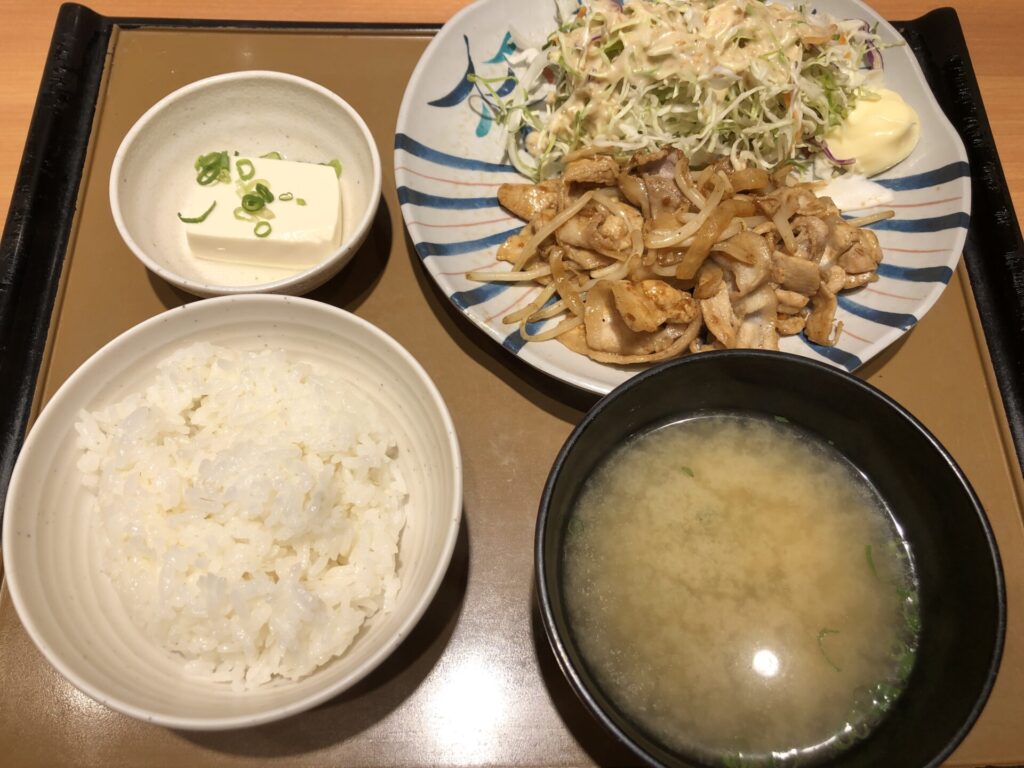 やよい軒のしょうが焼き定食