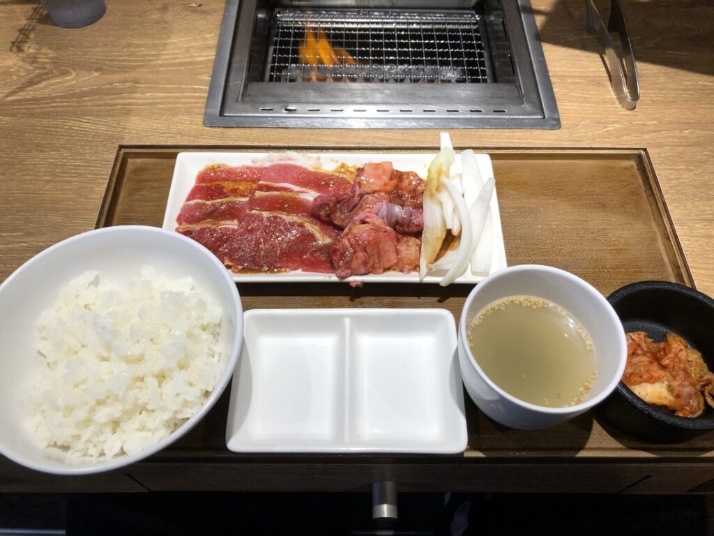 焼肉ライクのWカルビ定食