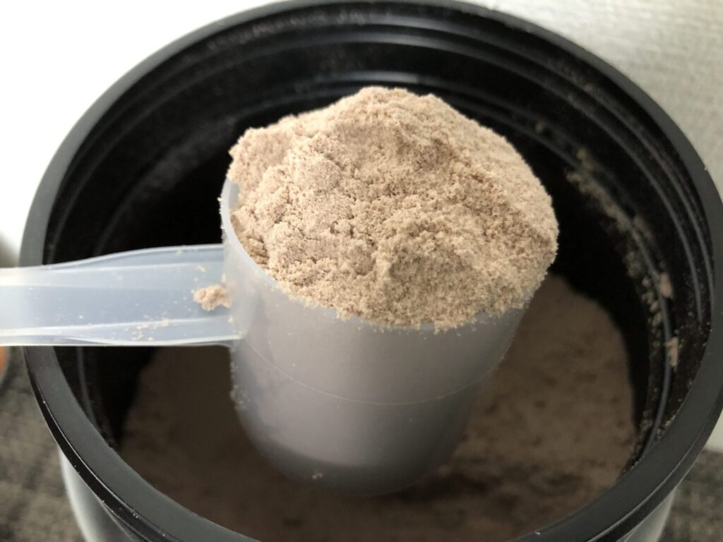 ゴールドスタンダード・ダブルリッチチョコレート味のパウダー